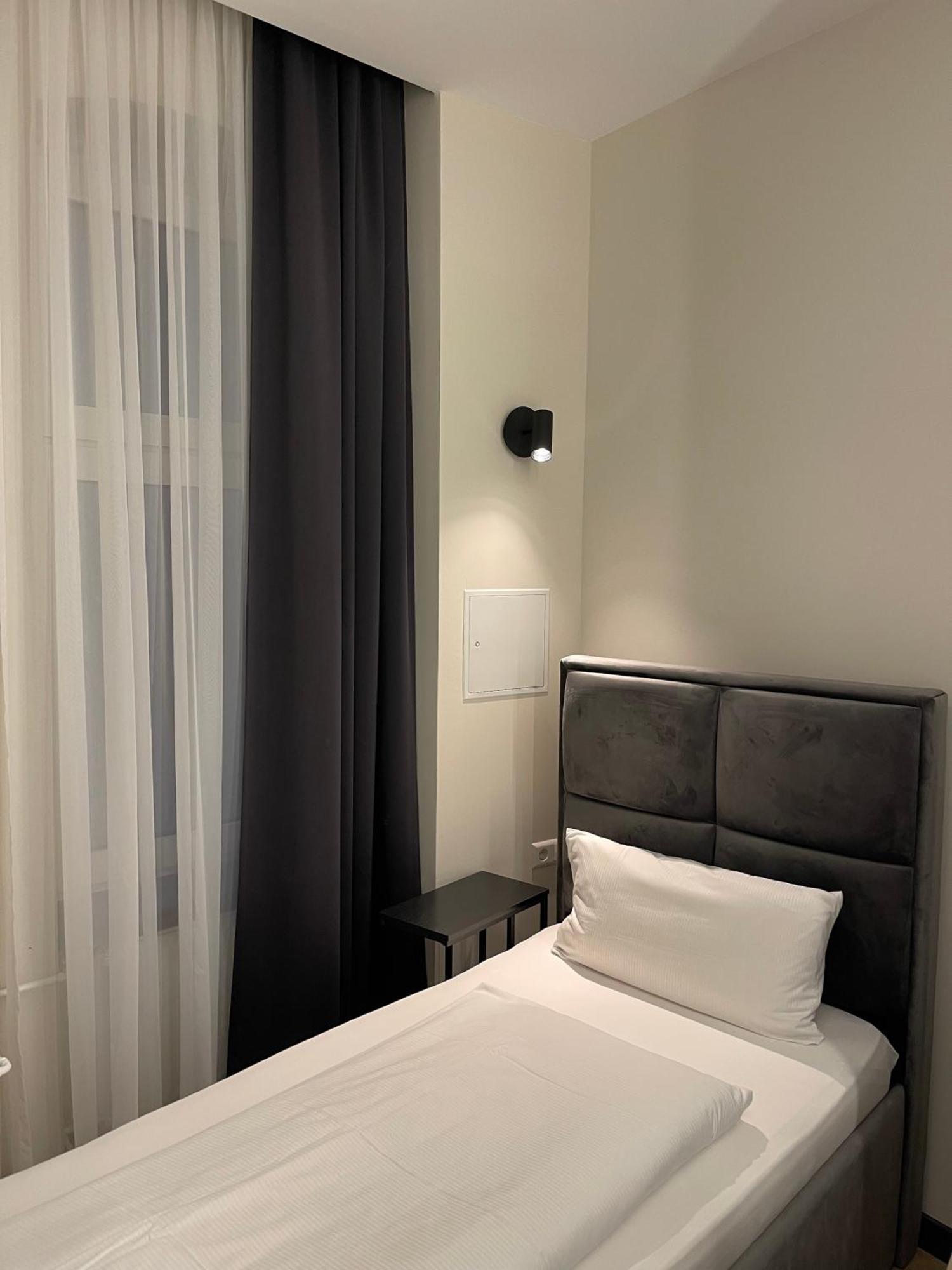 Motel Blue Messe Берлин Экстерьер фото